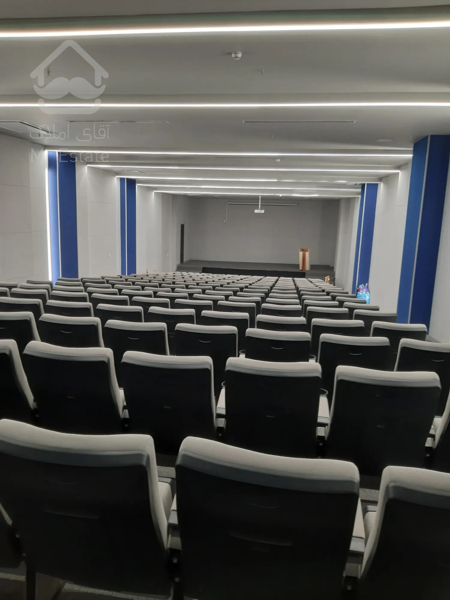 آفیس 24 ساعته/فروش شرایطی واحد اداری 160 متری فلت در برج اداری رونیکاپالاس حاج رحیم قربانی