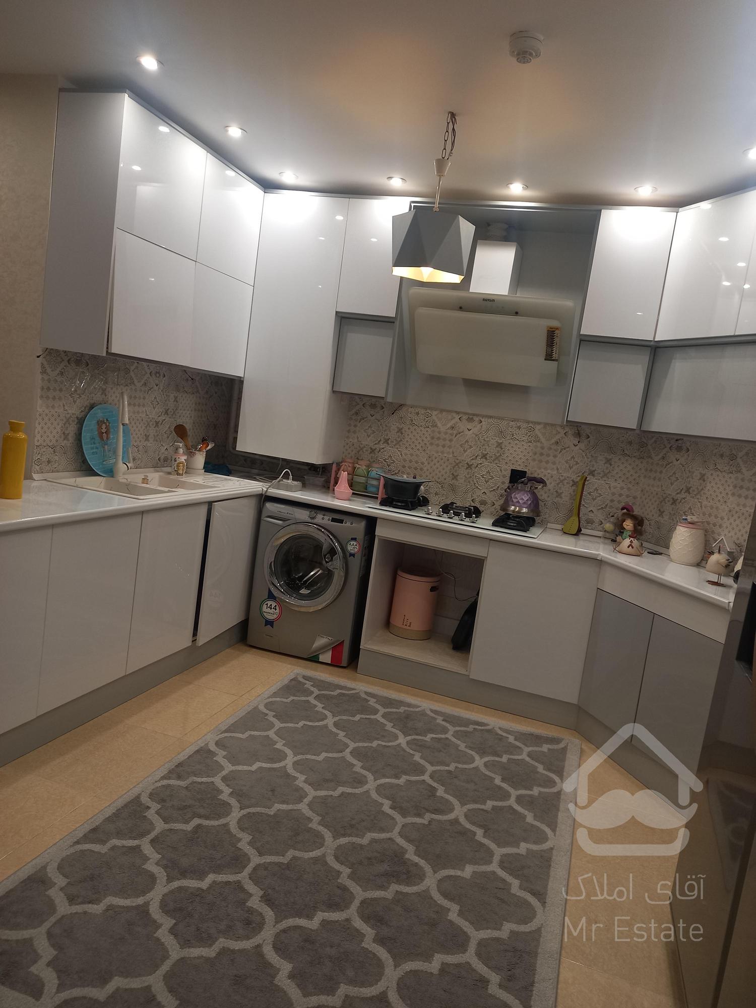 واحد ۸۰ متری