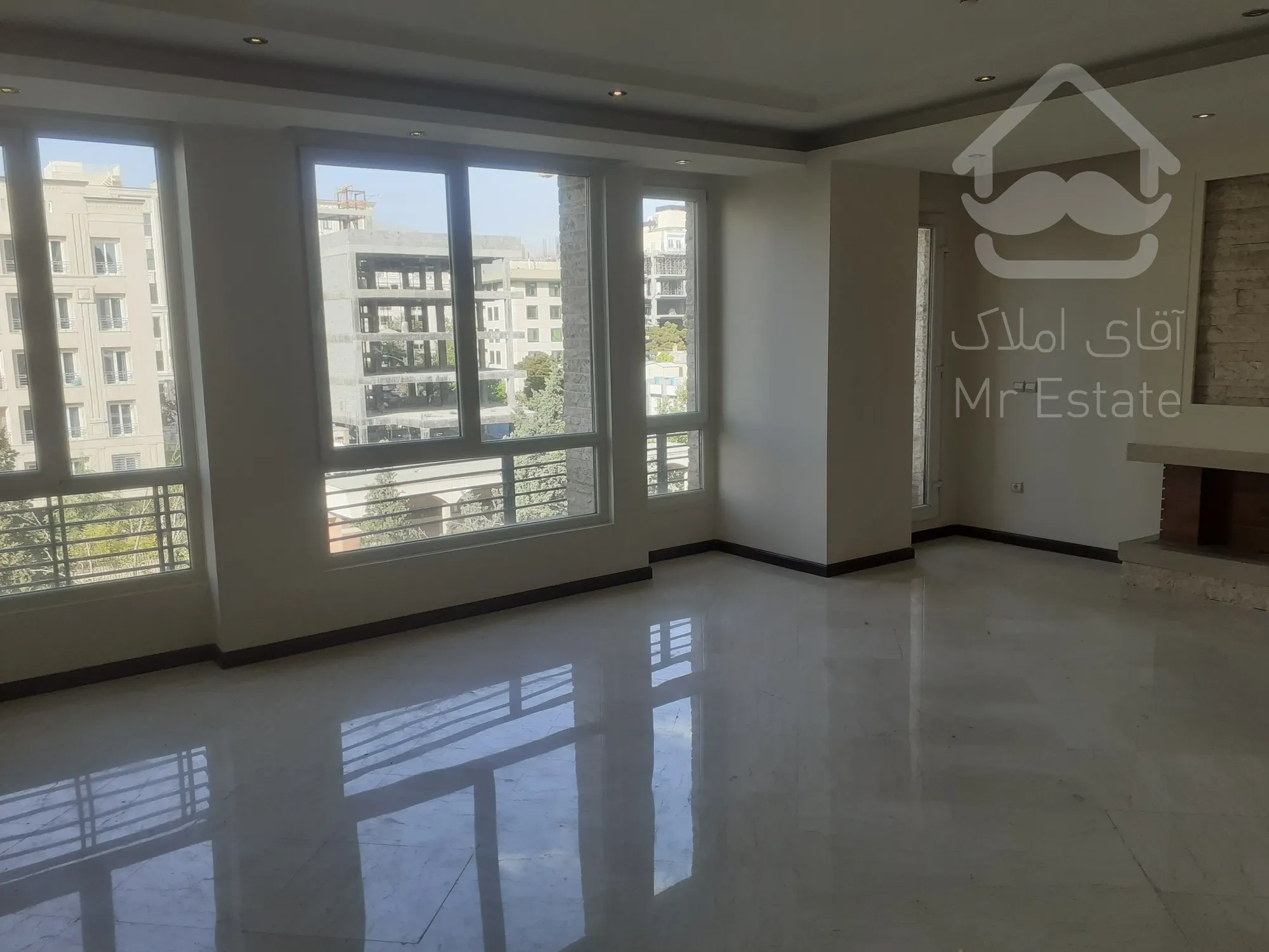 فروش 176 متری پاسداران