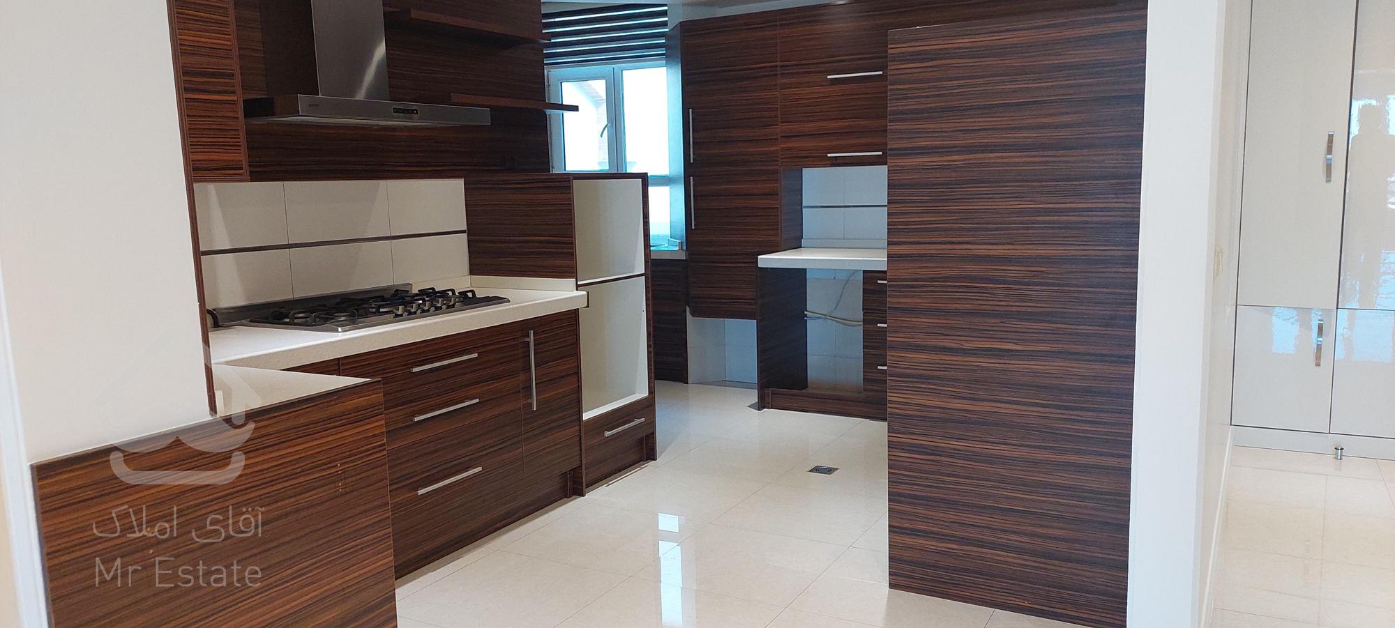 دولت 150 متری کلید نخورده