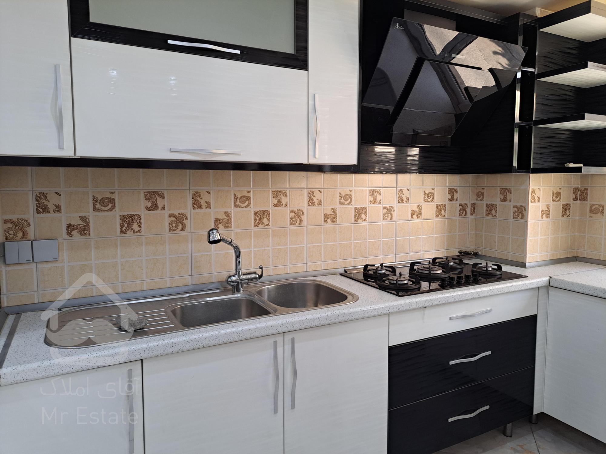 آپارتمان دوخوابه کلید اول