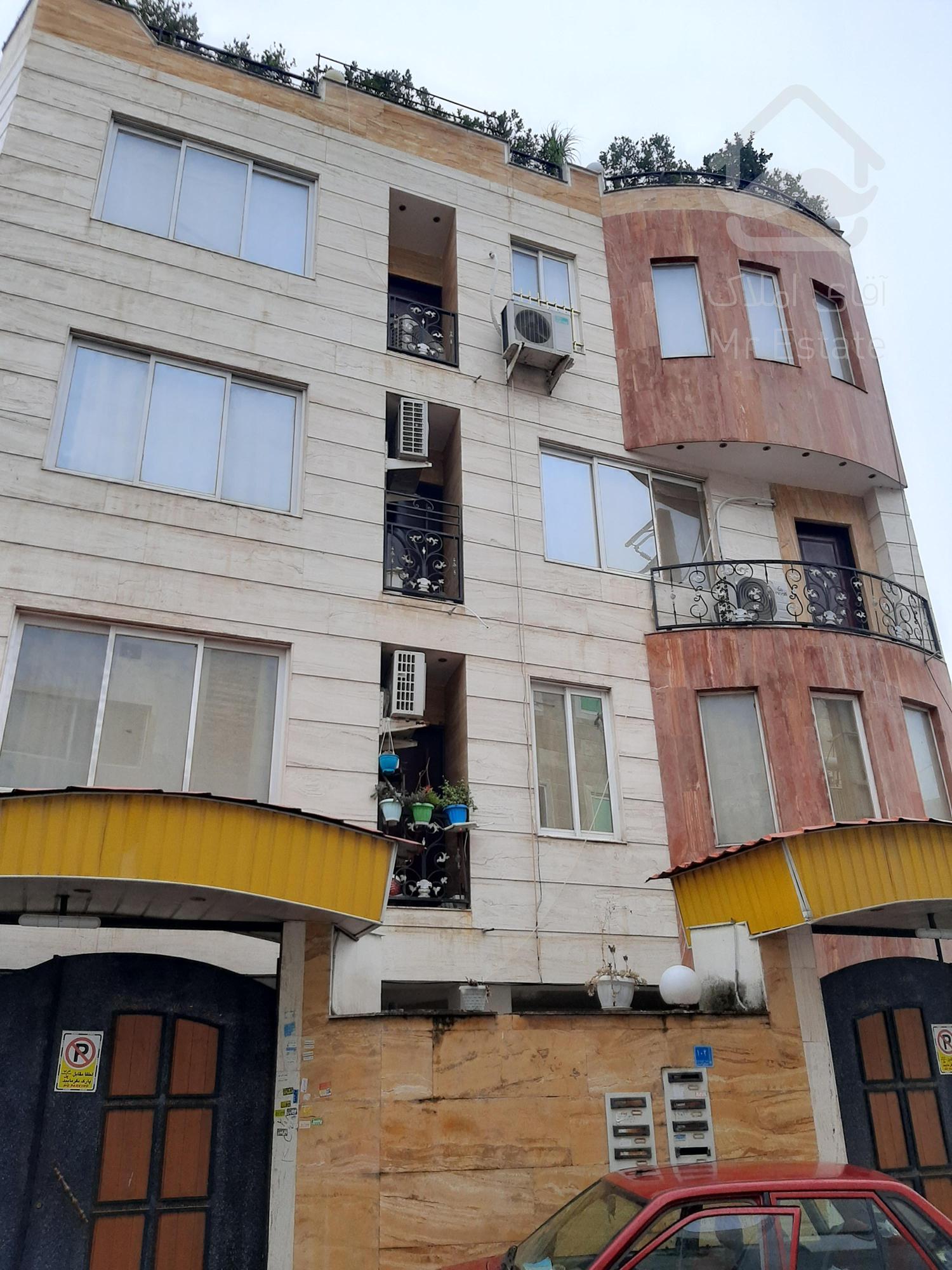 آپارتمان کوچه ادار گاز  ۹۴ متر دریا ۴۸