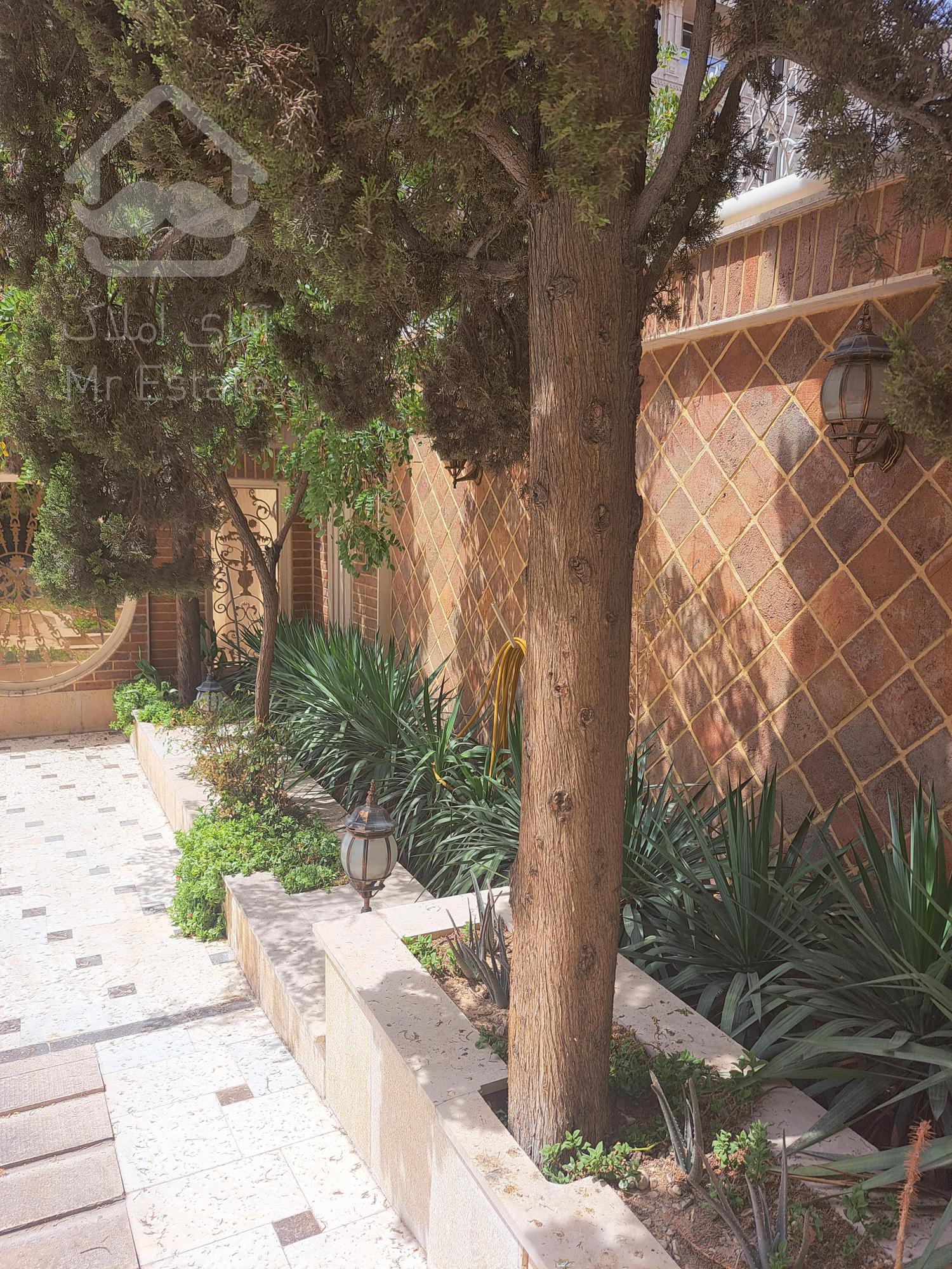 آپارتمان دوخوابه کلید اول