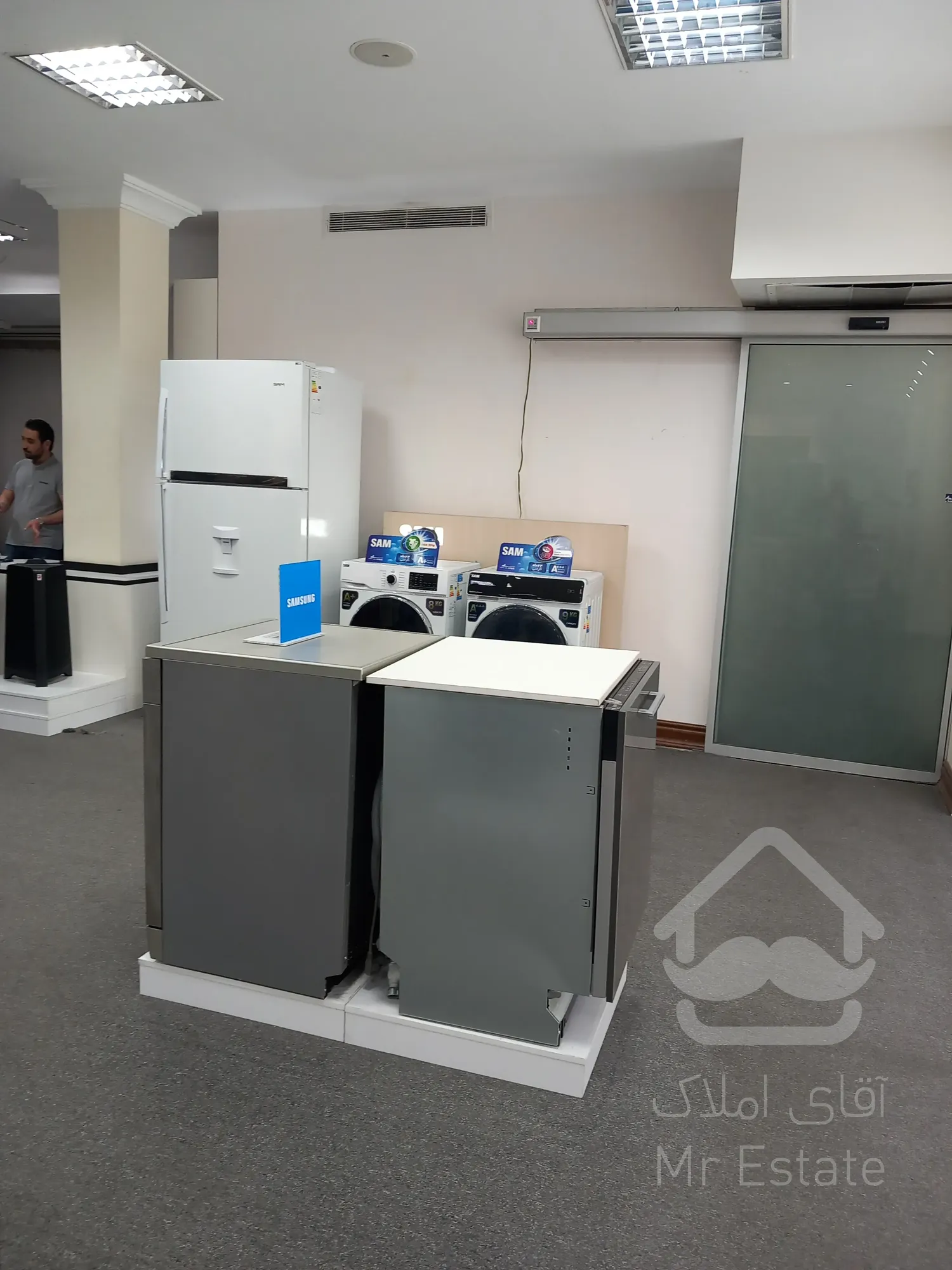 فروش 212 متر اداری شریعتی