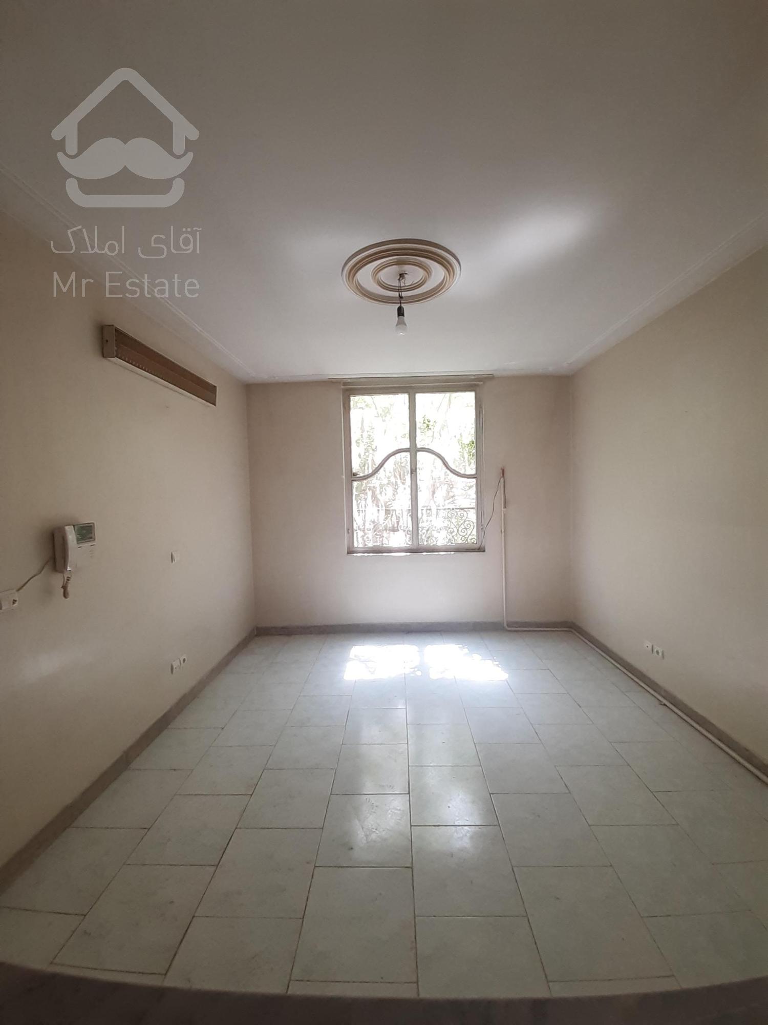 فروش ۴۳ متر ۱ خواب ، تک واحد ، تخلیه