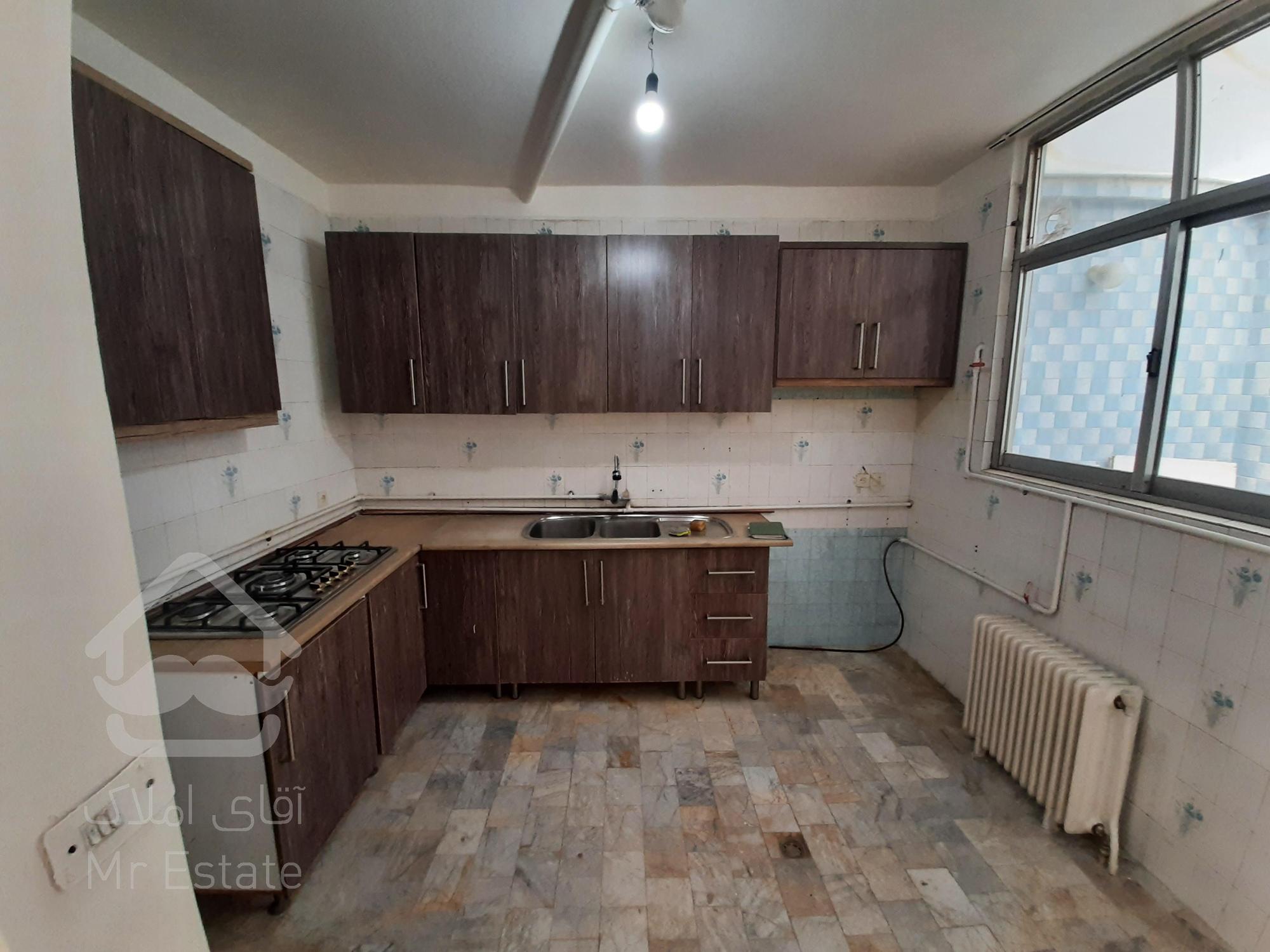 ۹۵ متری زیر قیمت منطقه