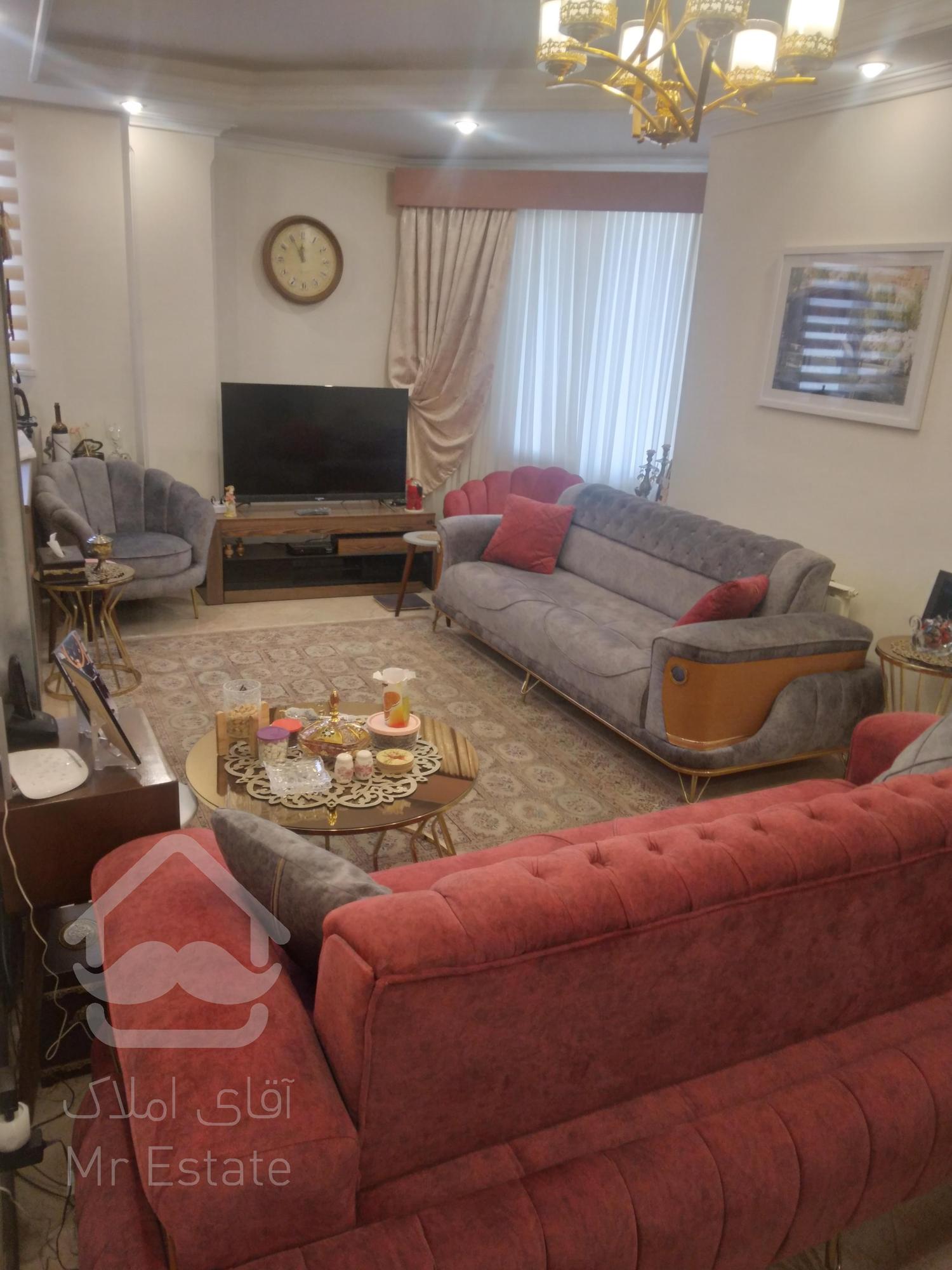 واحد ۷۰ متری فول امکانات