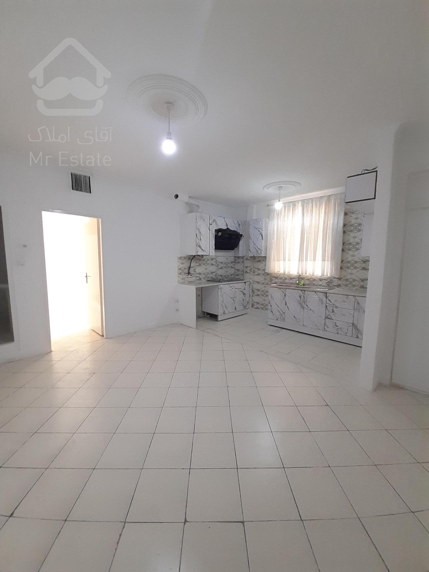 فروش ۵۱ متر ۱ خواب با ۳۰ متر حیاط اختصاصی در سلسبیل