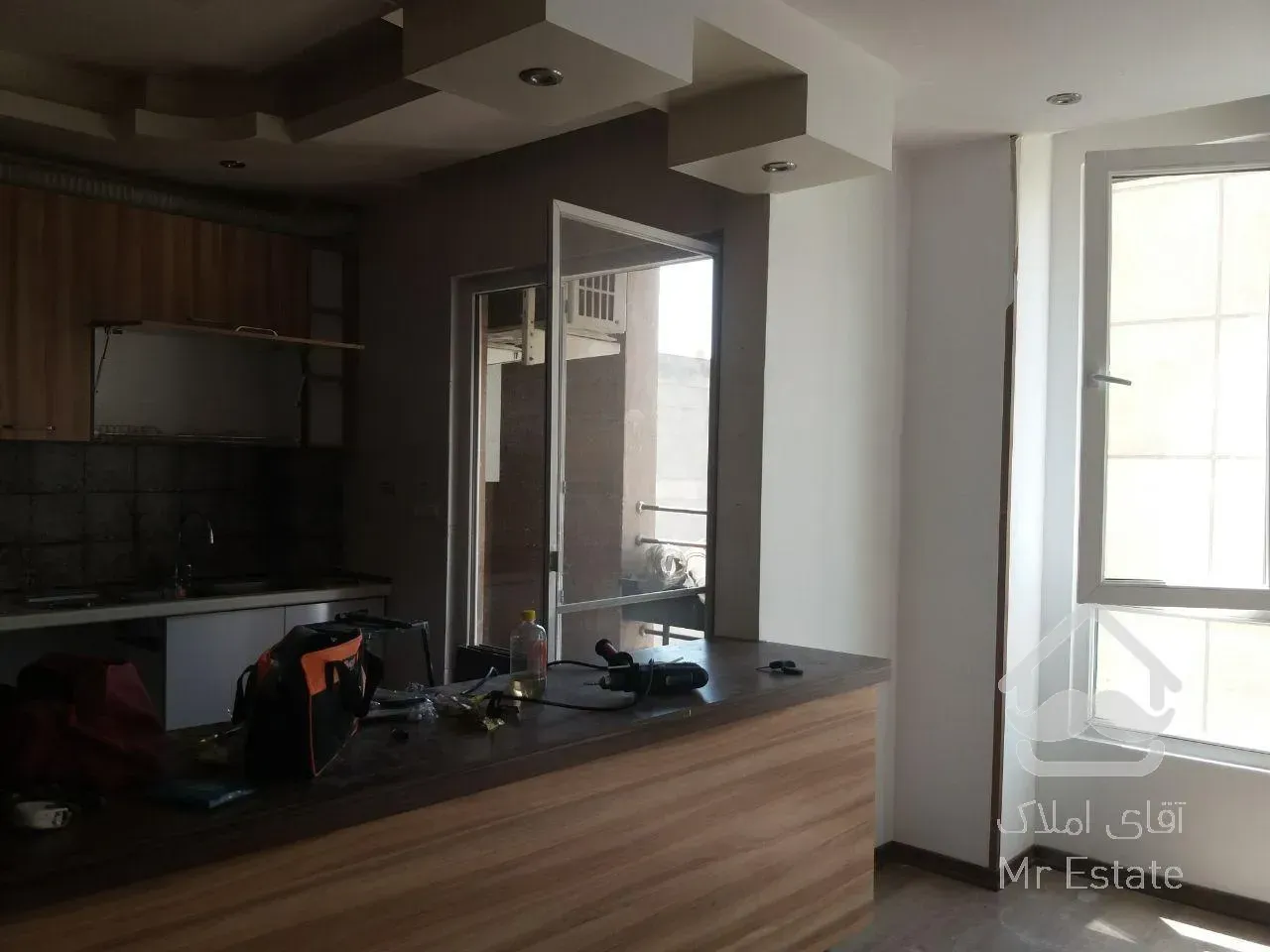 آپارتمان اجاره‌ای با2 خواب جماران آرامش‌بخش و دلپذیر