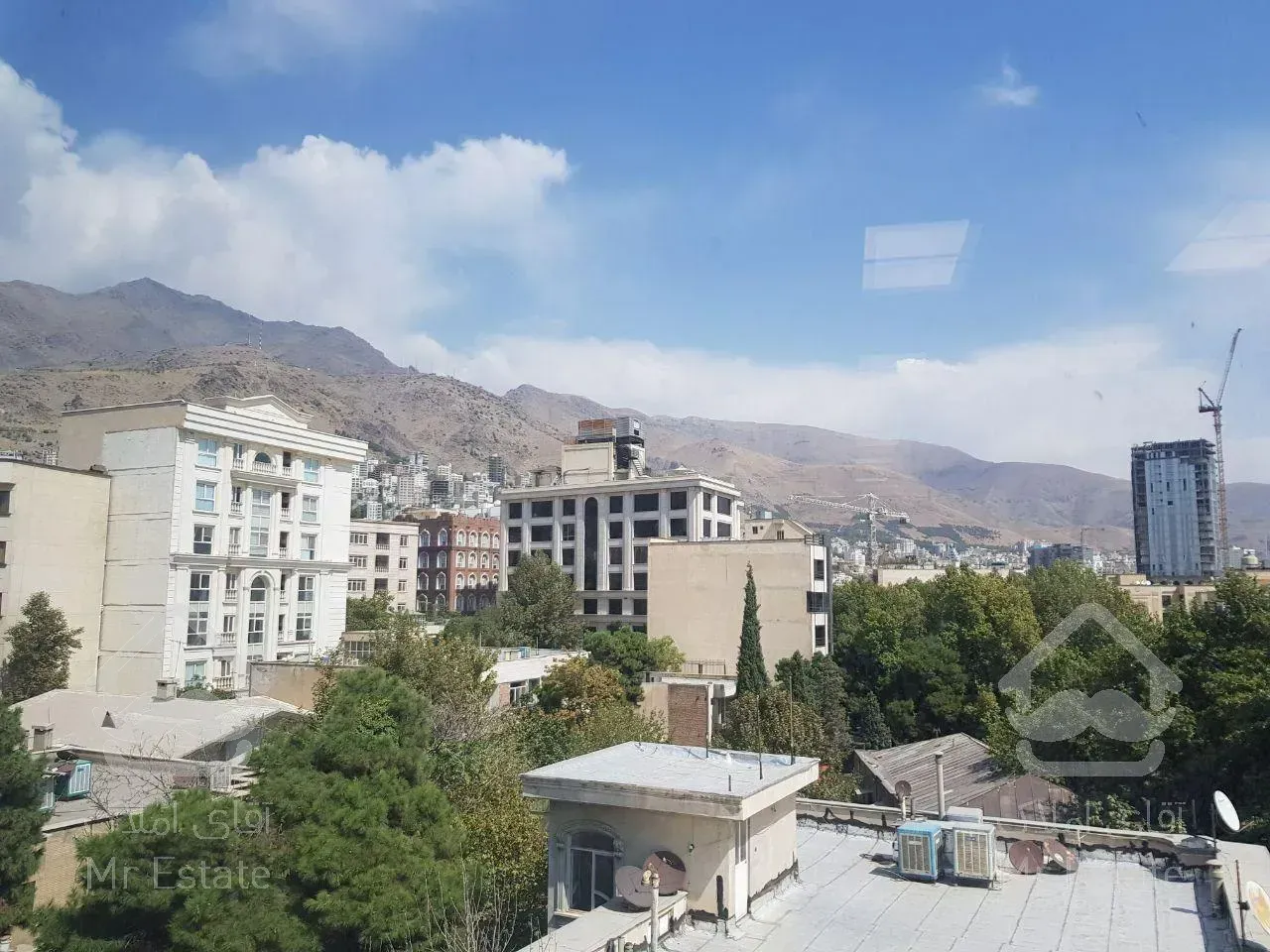 آپارتمان اجاره‌ای با 2 خواب جماران دلنشین و دلچسب