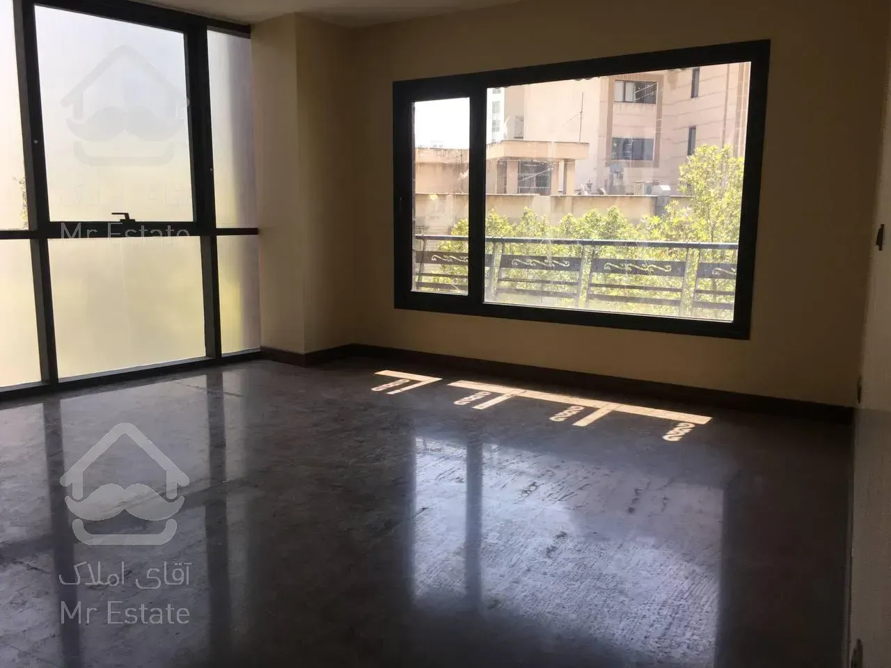 اجاره اداری آپارتمان 150 متری فرمانیه خوش نقشه