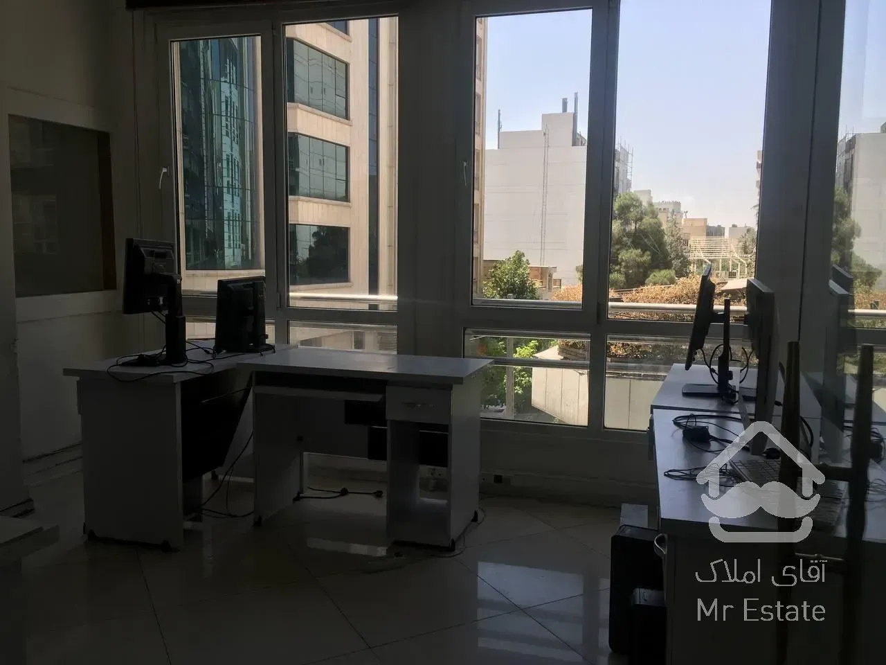 اجاره آپارتمان اداری 160 متری فرمانیه خوش نقشه