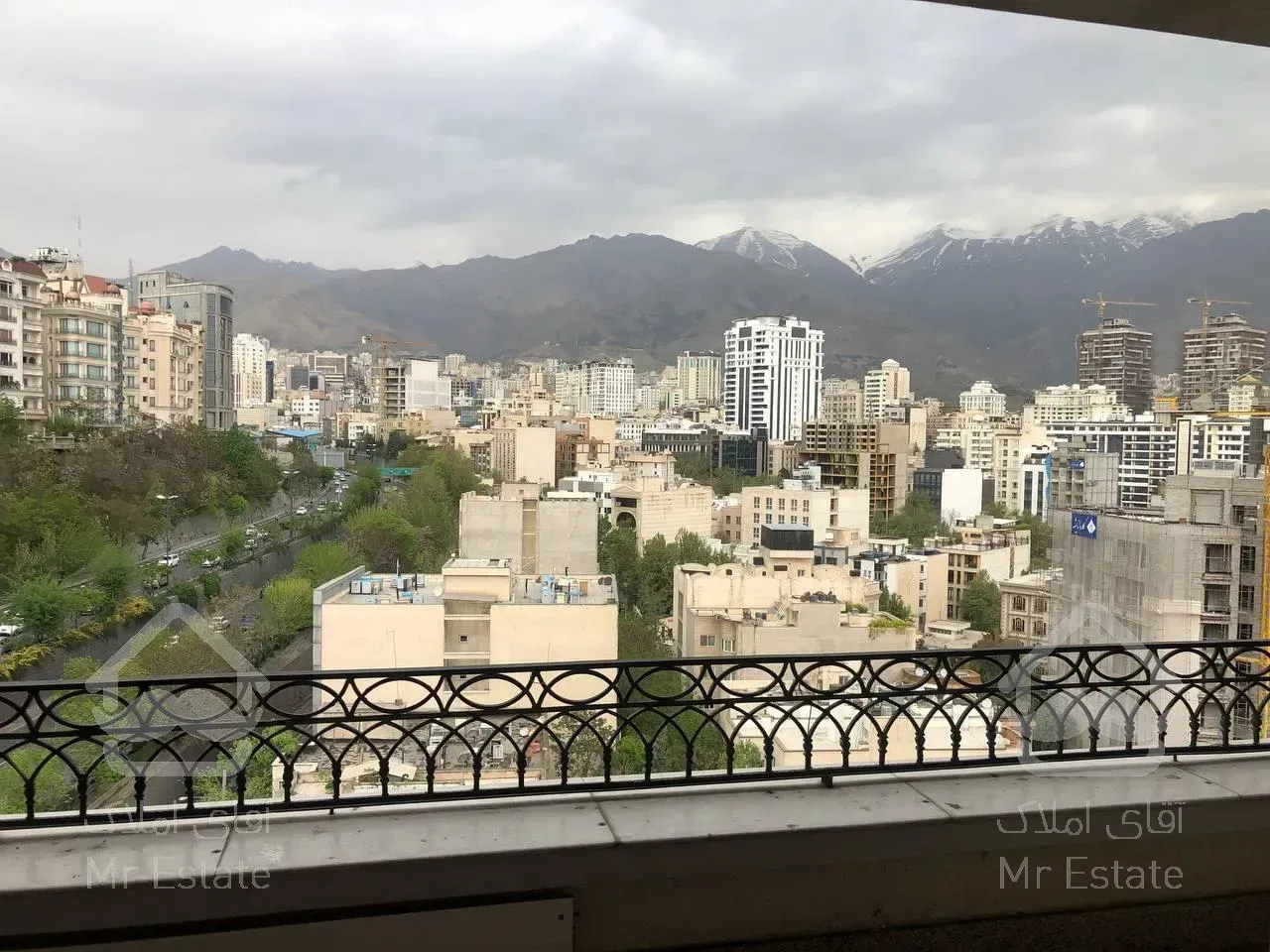 اجاره آپارتمان اداری 280 متری الهیه مخصوص تمامی مشاغل