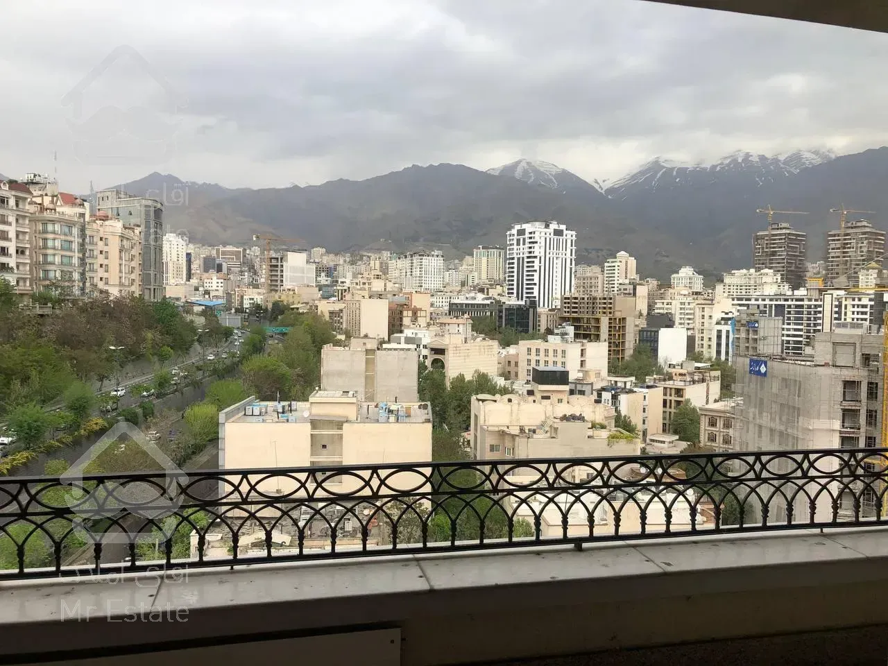 اجاره آپارتمان اداری 280 متری الهیه مخصوص تمامی مشاغل