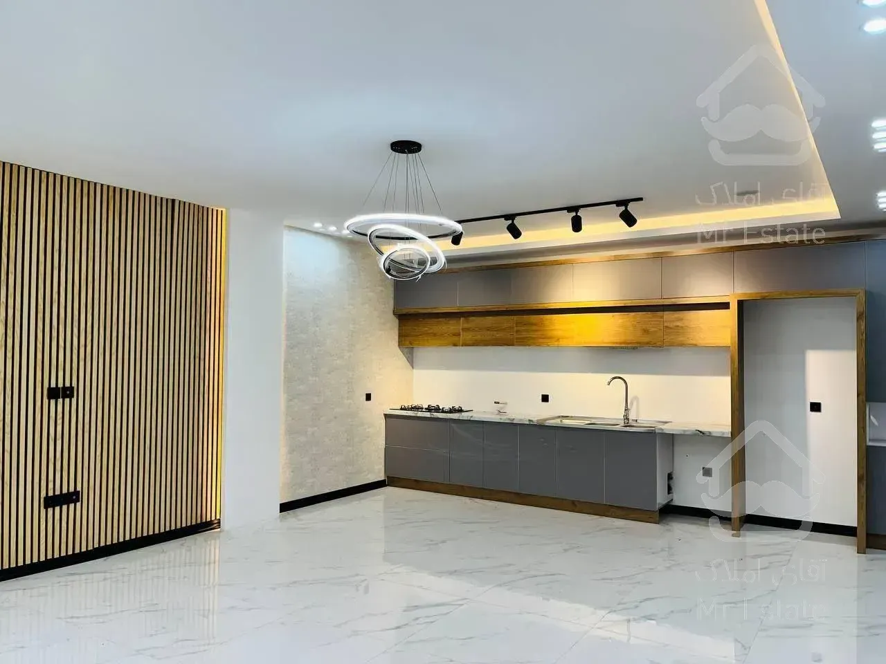 فروش ویلا ۱۵۰ متری نیم پیلوت مدرن