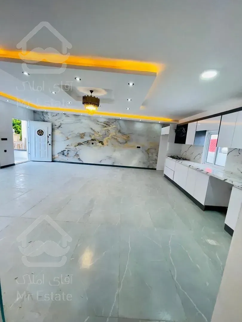 فروش ویلا نیم پیلوت نما سفید مدرن