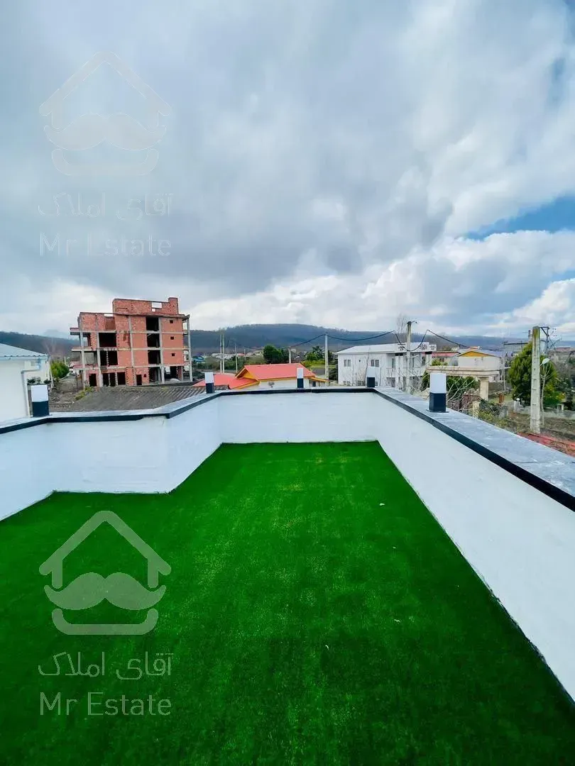 فروش ویلا نیم پیلوت نما سفید مدرن