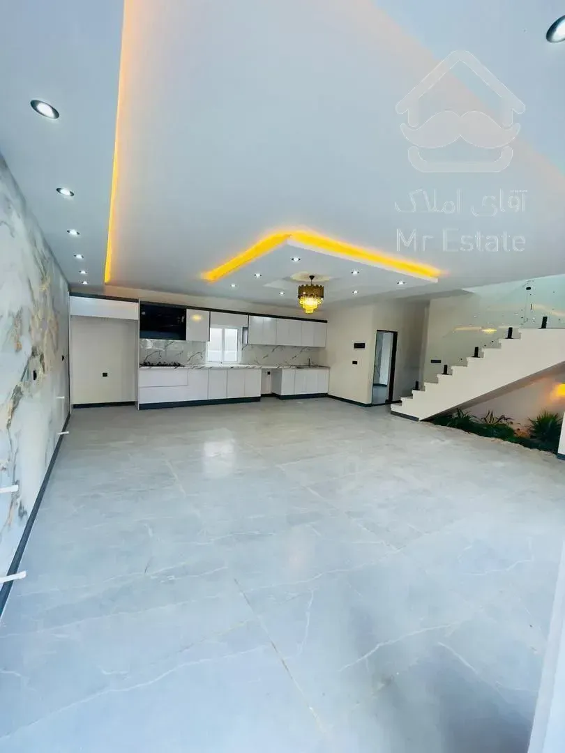 فروش ویلا نیم پیلوت نما سفید مدرن