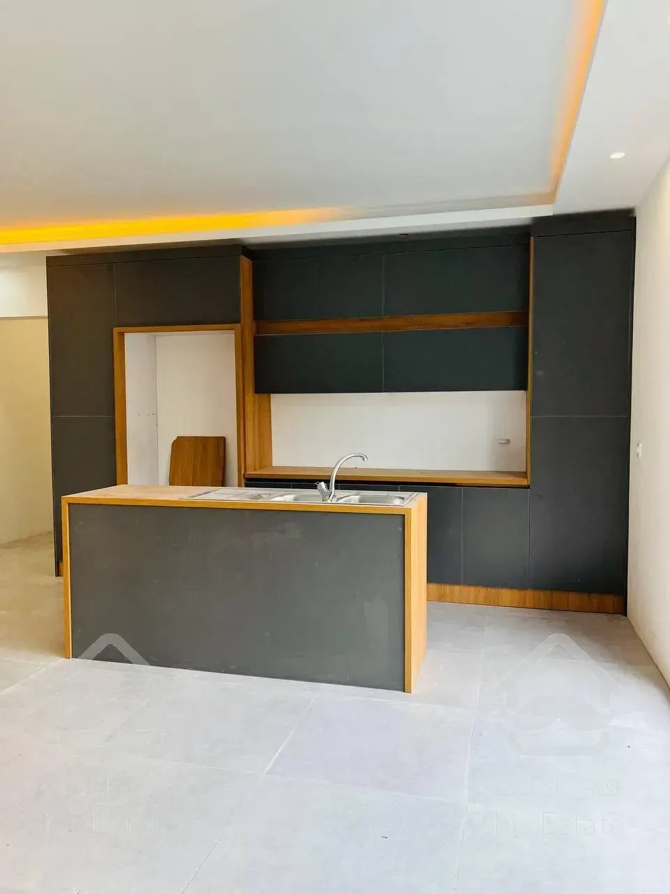 فروش ویلا فلت ۱۴۰ متری شیک و دلباز