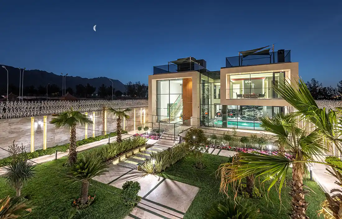 houseImg