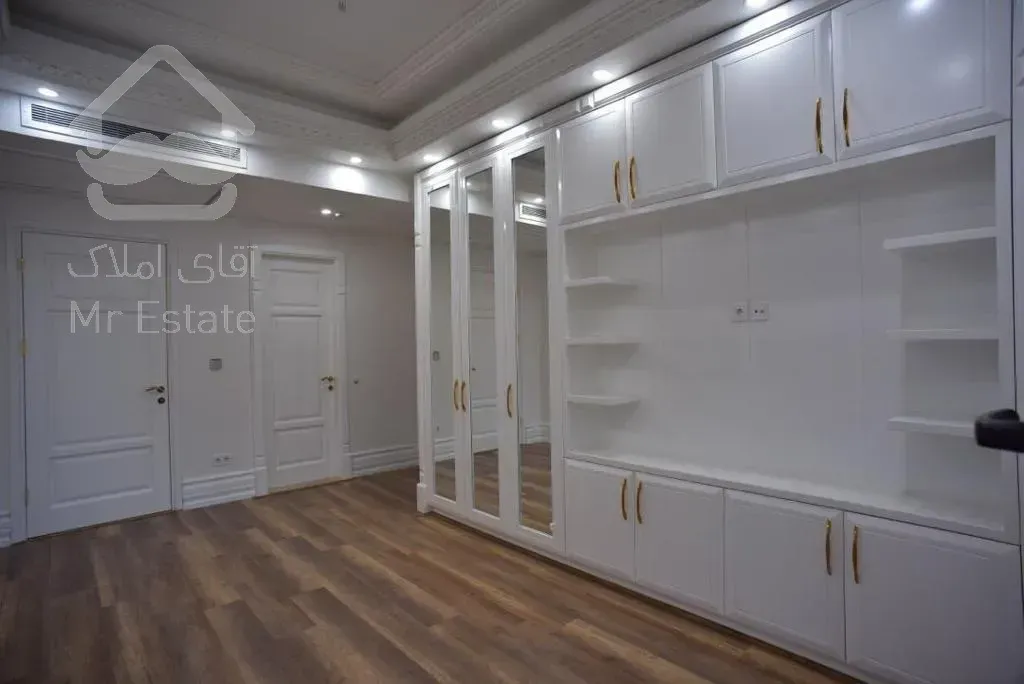 ۱۸۰ متر/کلید نخورده/نیاوران