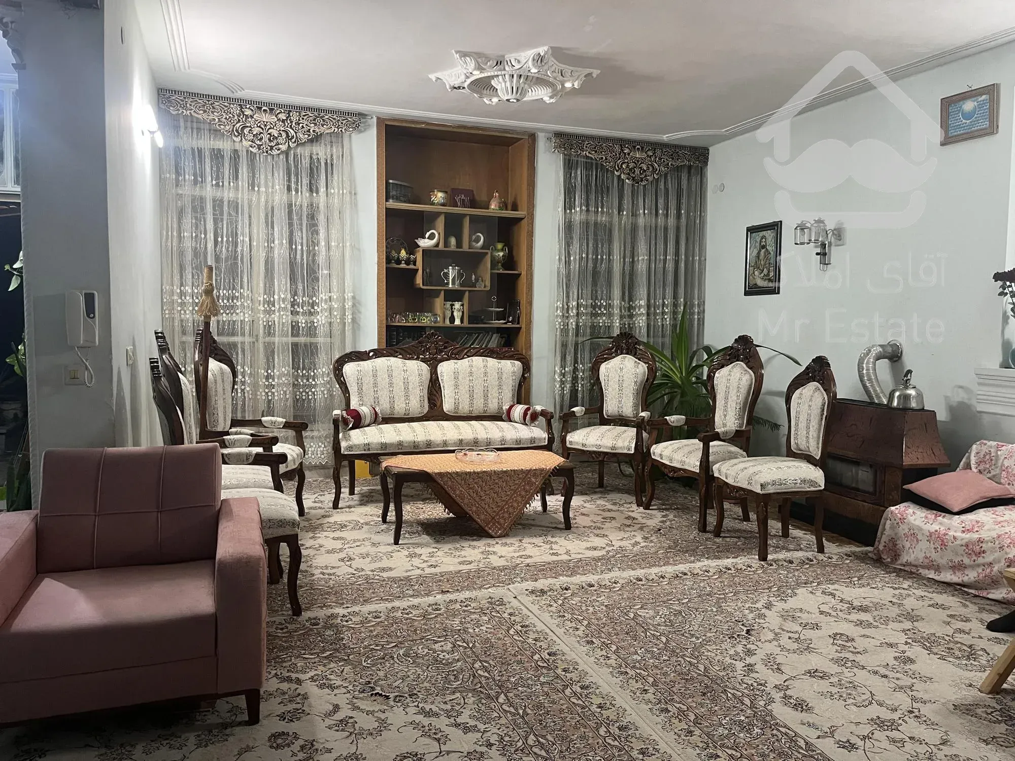 منزل ویلایی دو طبقه