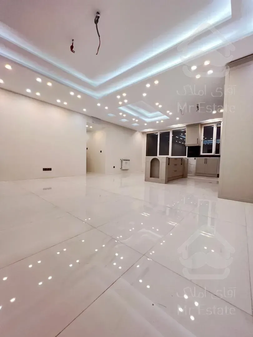 ۴۰۰۰متر سند اداری ارژانتین