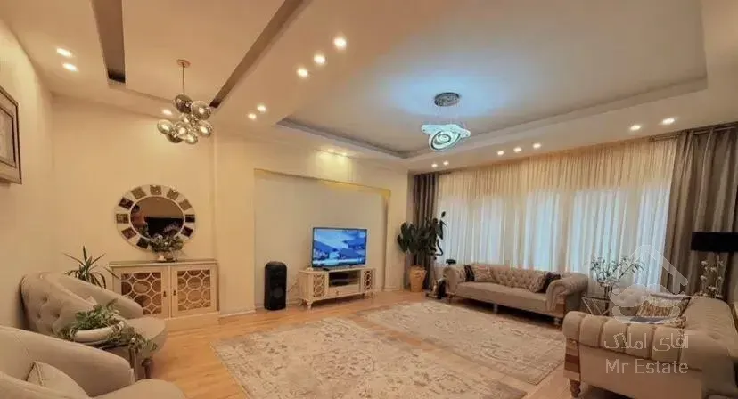 شهرک غرب ۸۵متر رو به آفتاب ۸ساله لابی دار بی همتا*