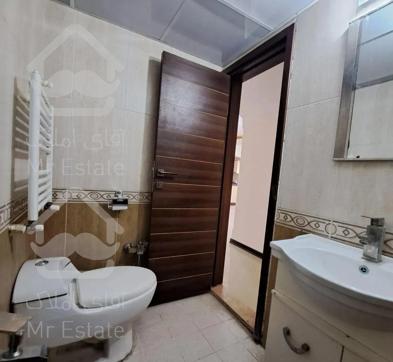 اپارتمان کامرانیه جنوبی ۹۰متر شیک و به روز