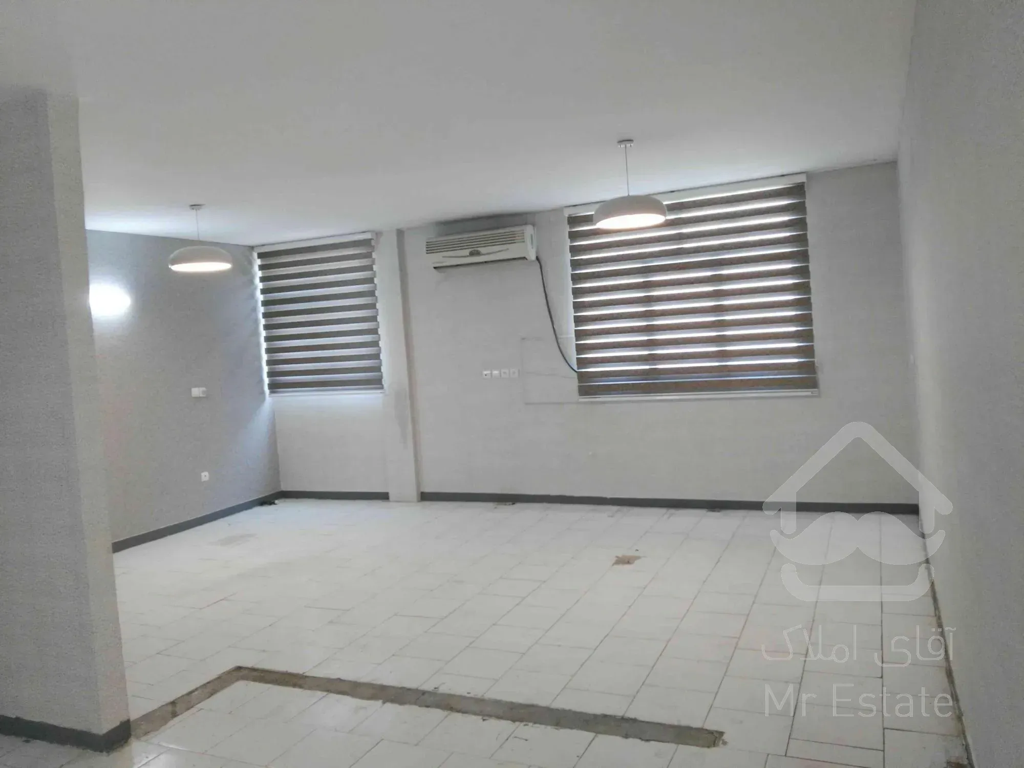 اجاره موقعیت اداری ۱۱۰ متری صادقیه