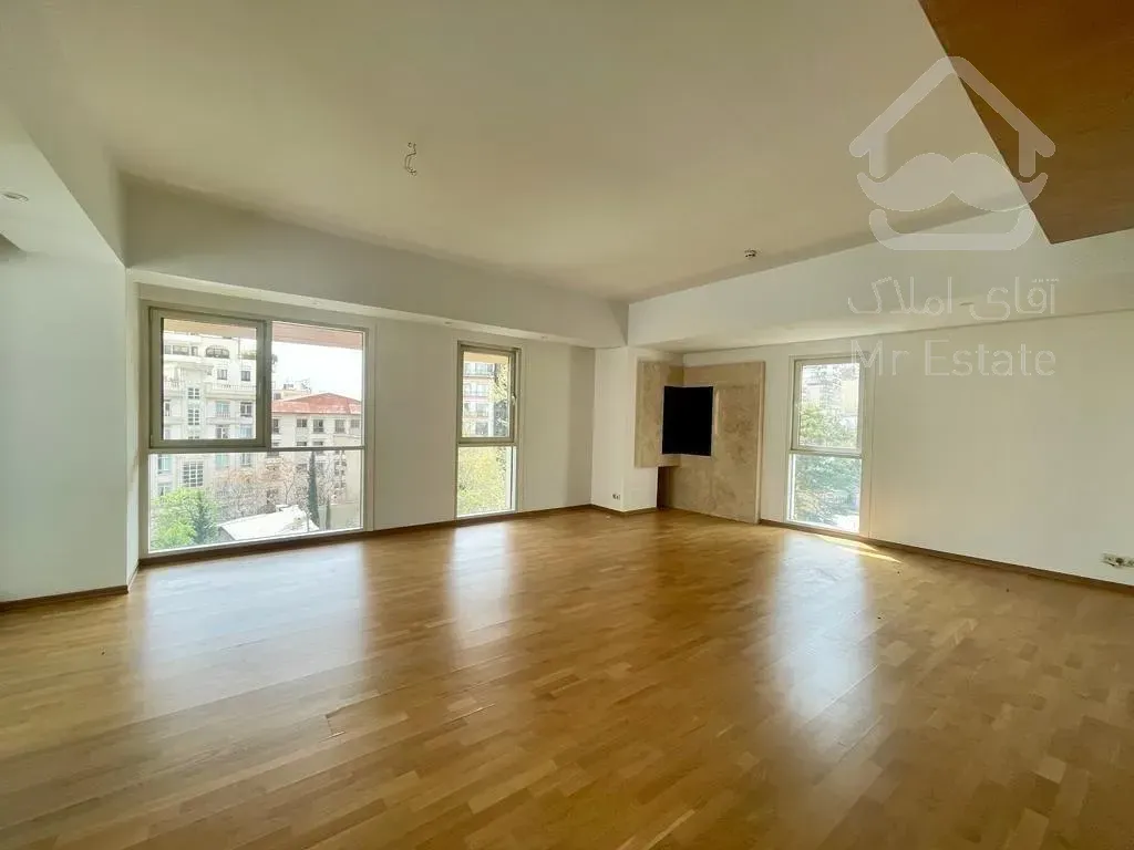 فروش اپارتمان 240 متری زعفرانیه