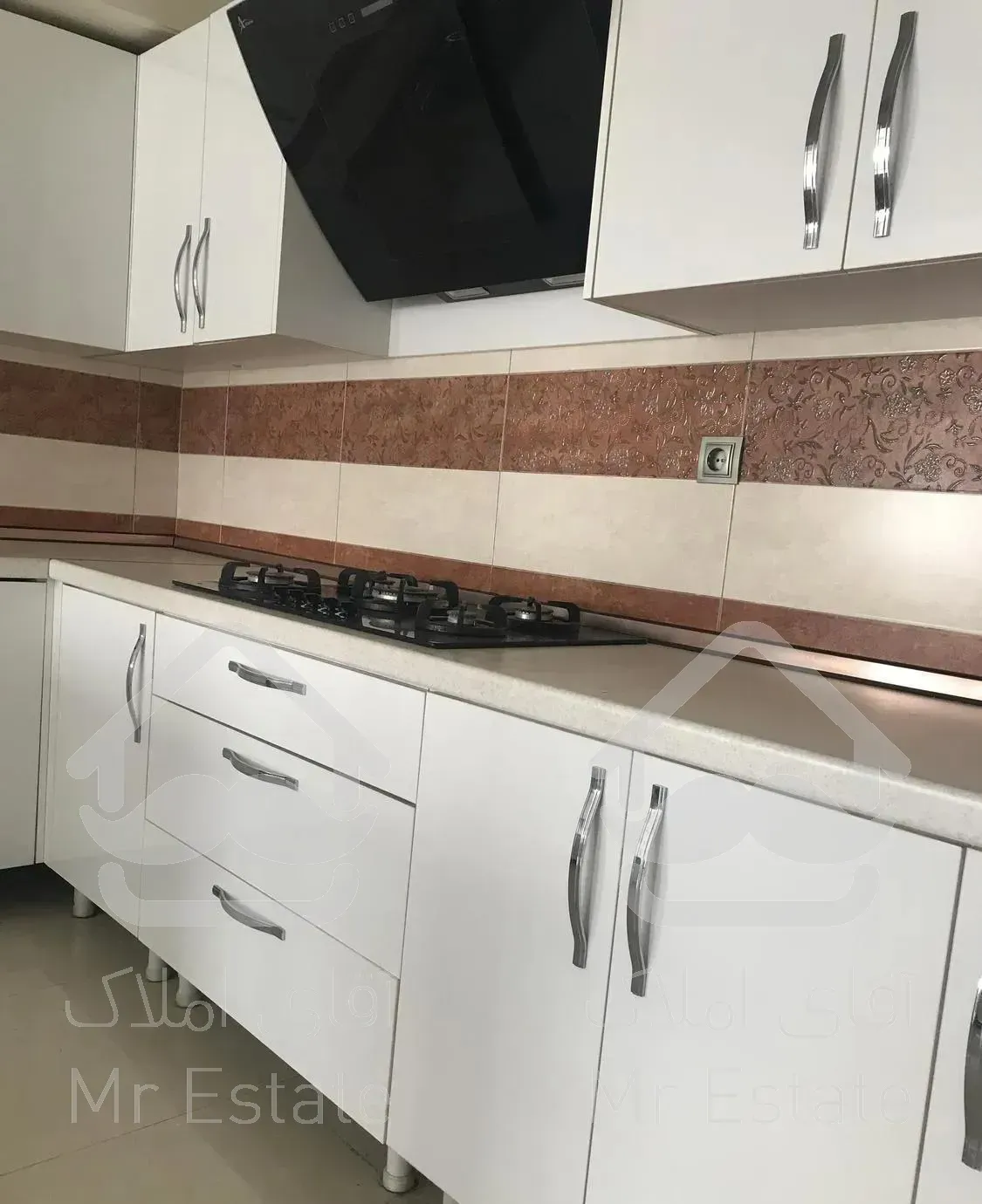 آپارتمان 205متر 3خواب باغ فردوس تخلیه