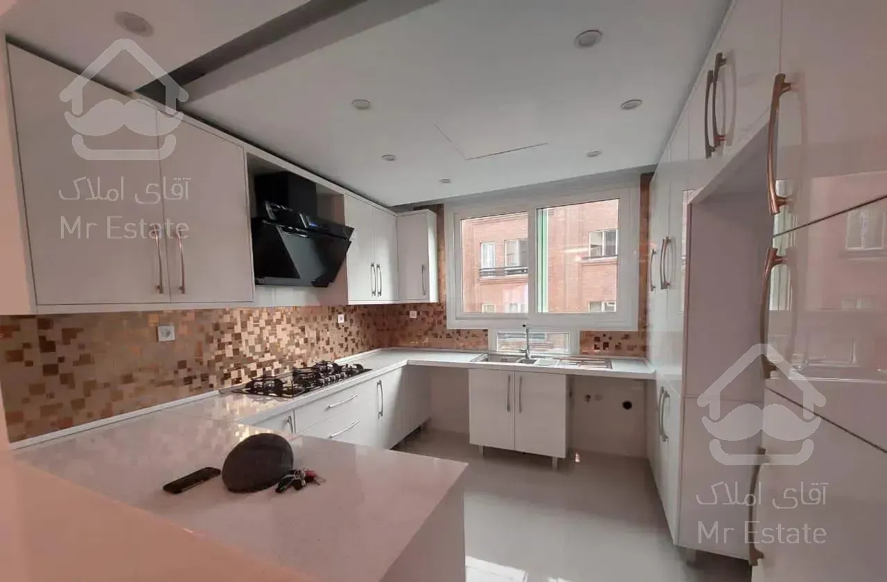 ۹۵متر ۲خواب شیک نورونقشه  و دسترسی به امکانات ش