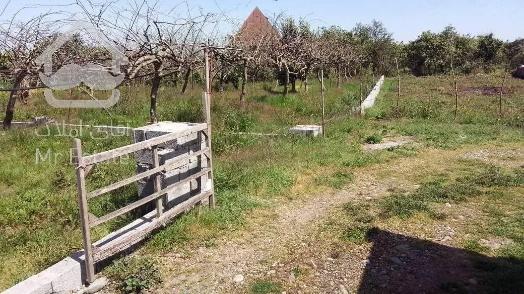 فروش باغ ویلا با قابلیت تفکیک کردن زمین