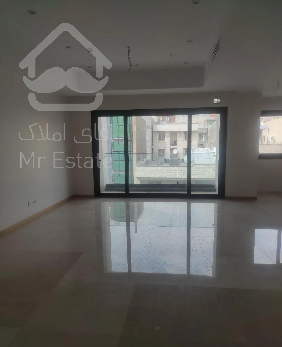 110متر/ویوجنوب وشمال/2پارکینگ