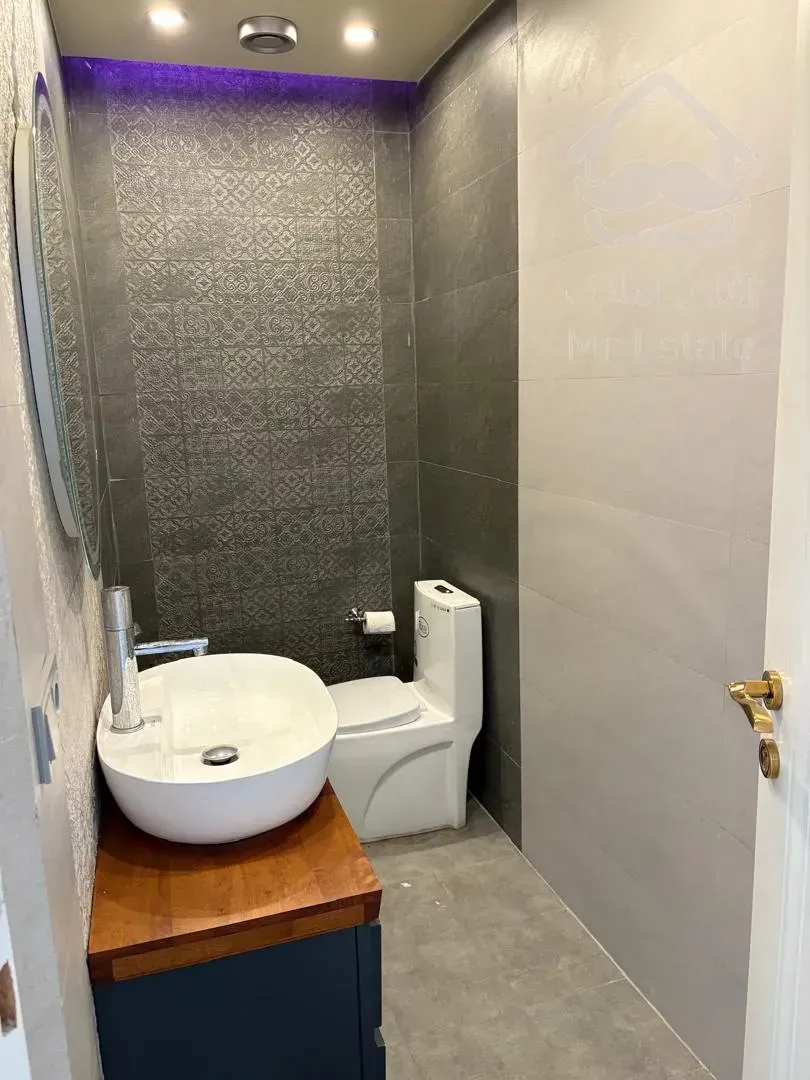 فروش آپارتمان ۱۴۵ متر ۳ خواب فرمانیه غربی غرق در نور