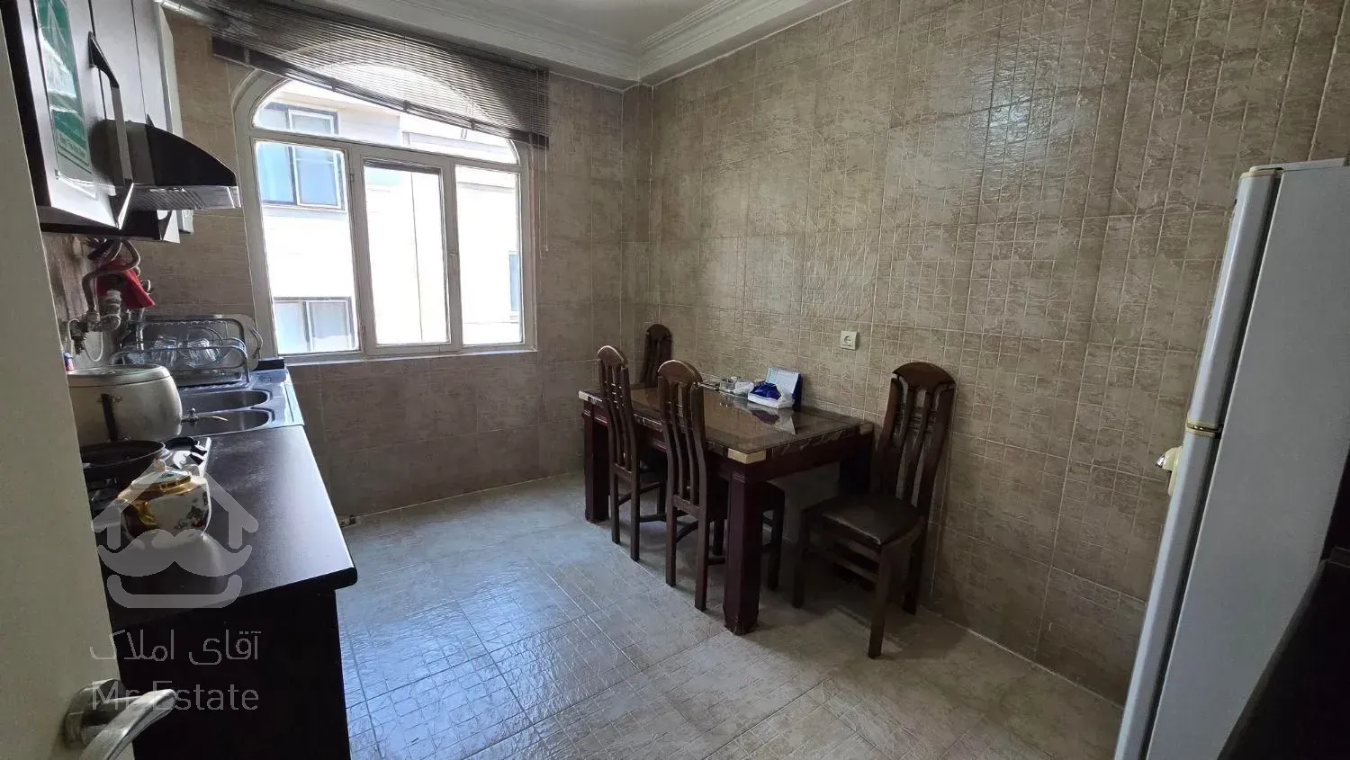 130متربلوارسرو*براصلی،تابلوخور*موقعیت اداری*م کاج