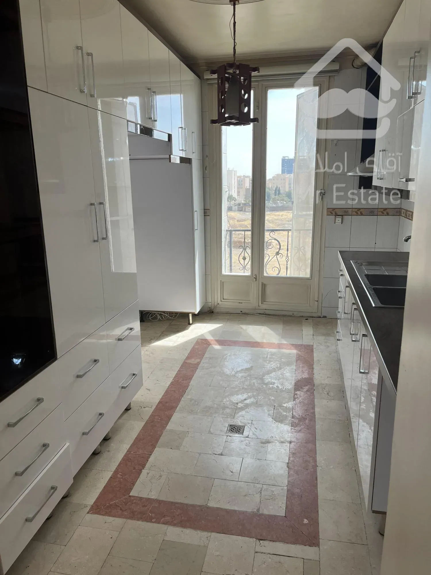 اپارتمان ۸۰ متر ۲ خواب