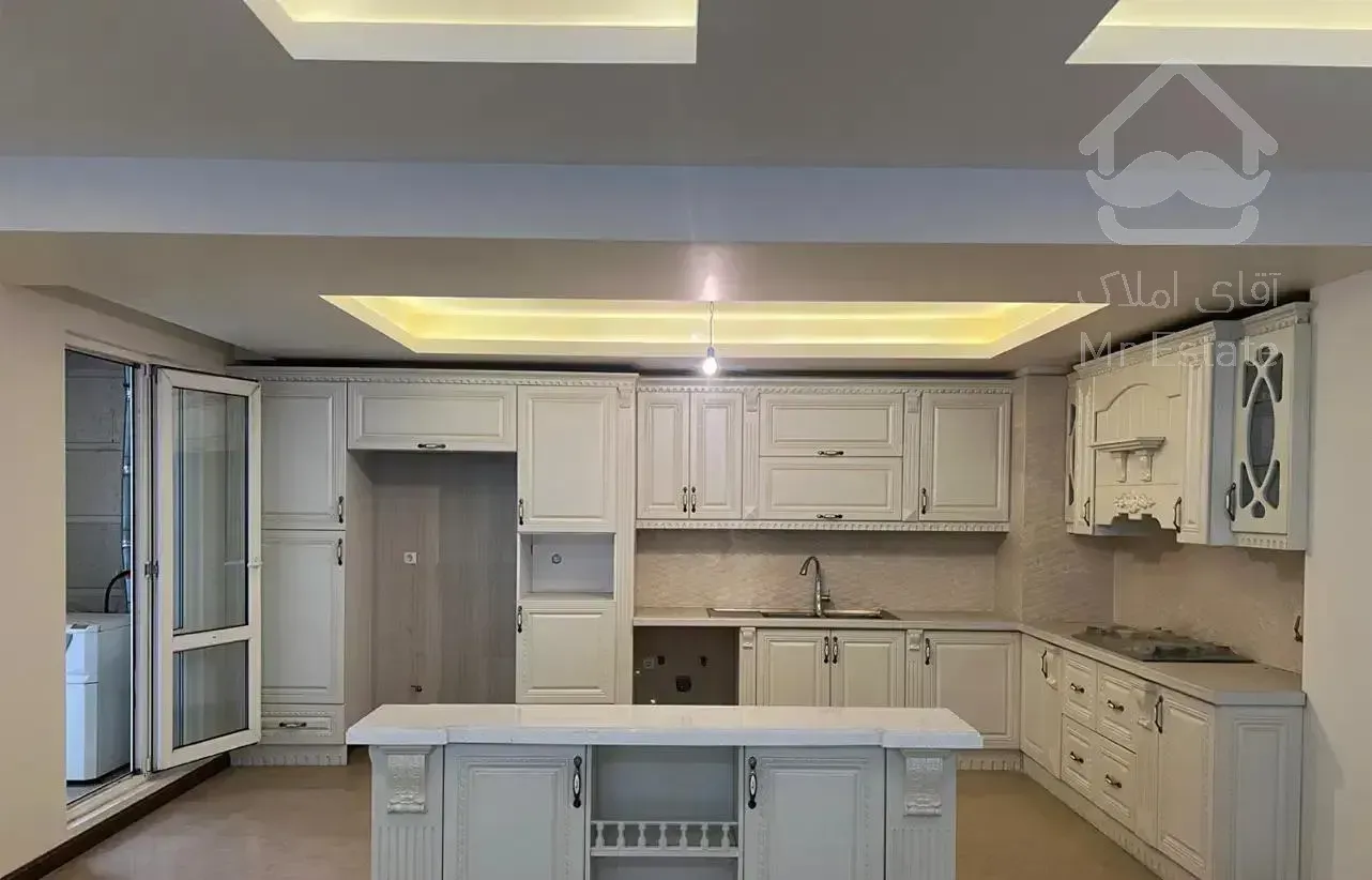 شهرک غرب ۲۲۰ متر/ ۳ خواب /۲ خواب مستر /تک واحدی