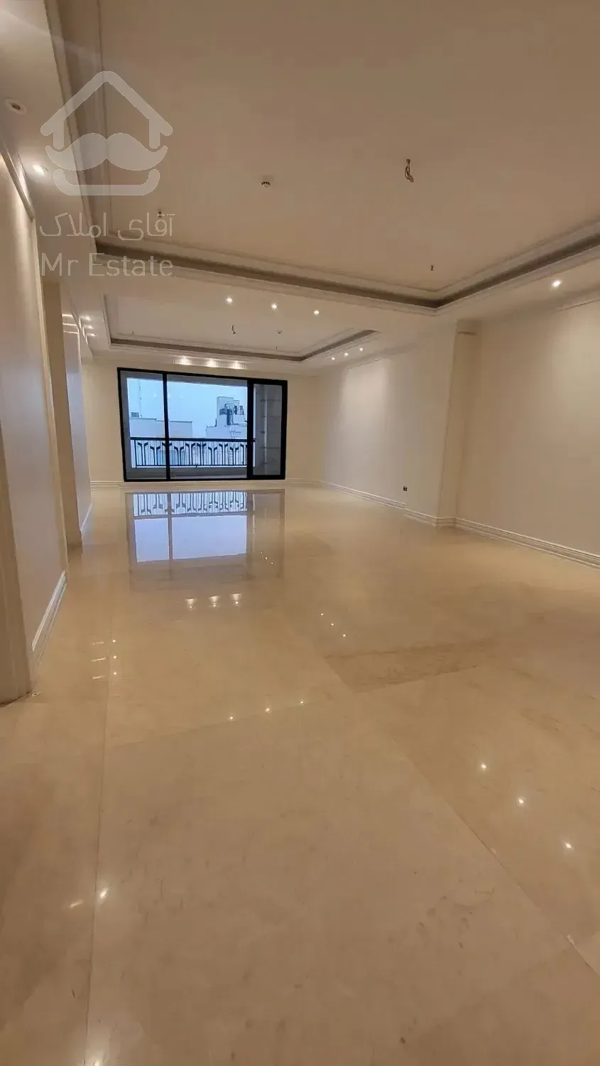 واحد۱۴۱متر/۳خواب/فول امکانات/نماتراورتن/تاپ لوکیشن