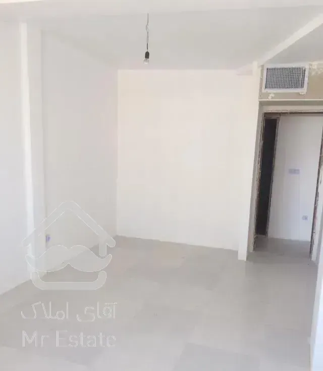 اپارتمان ٢خواب کلیدنخورده