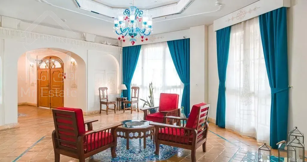 80 متر برج باغ