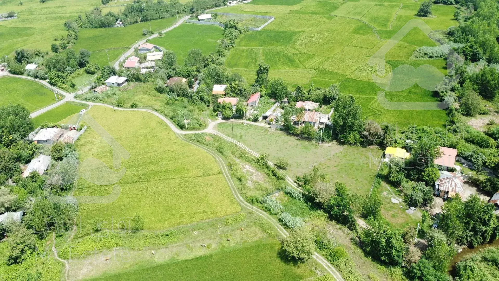 زمین مسکونی با تاییدیه بنیاد مسکن