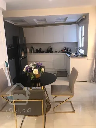 کامرانیه شمالی، برج باغ ۱۰۵متری