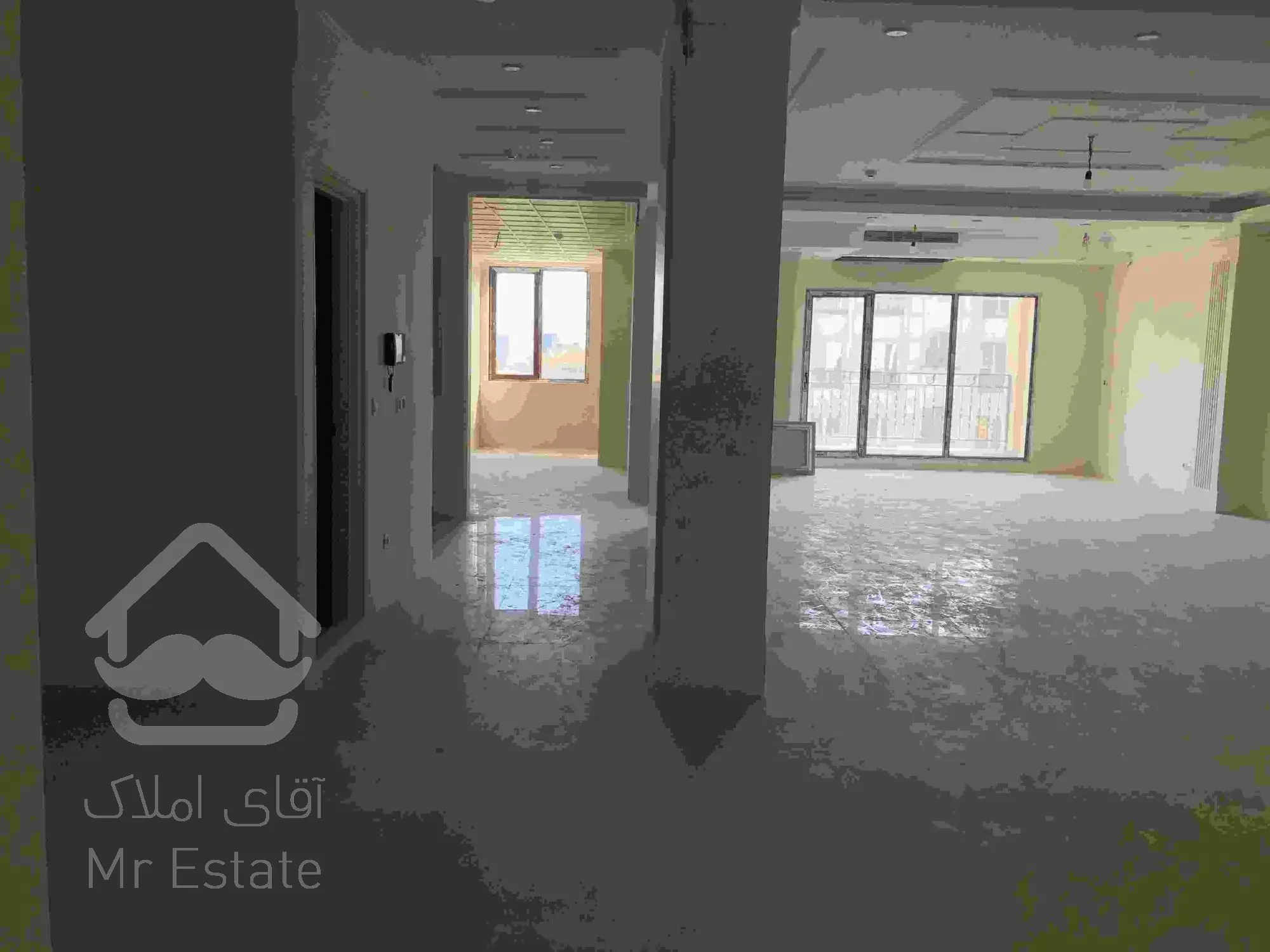 فروش آپارتمان بصورت یکجا ۶ طبقه دو واحدی،درمجموع ١٢ واحد و ٢۴٩٠ متر