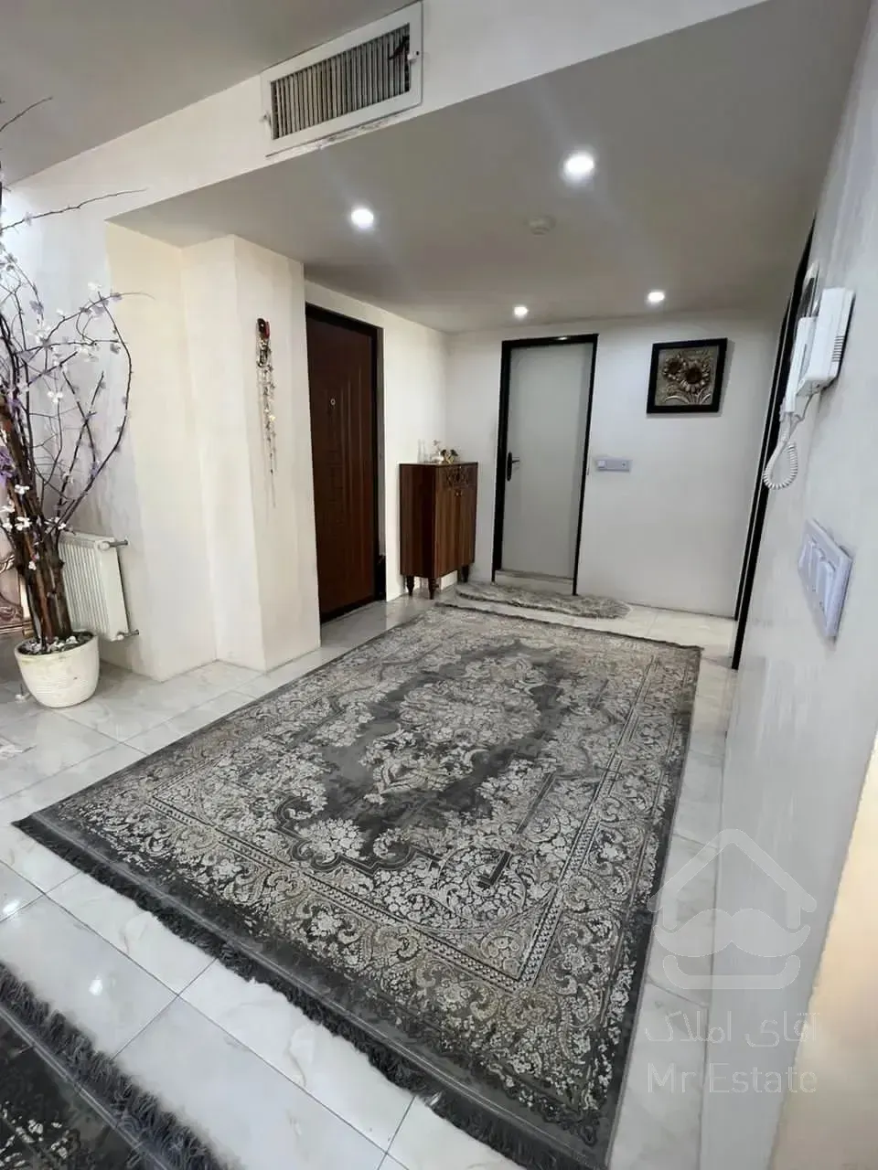 اجاره آپارتمان ۱۰۲ متر/۲ خواب/فول امکانات