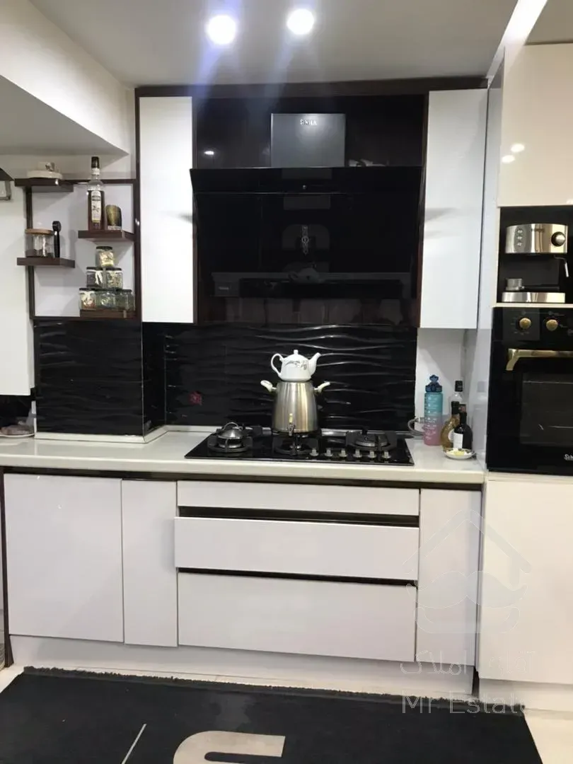 90 متر در  لاکچری در بهترین نقطه دبستان