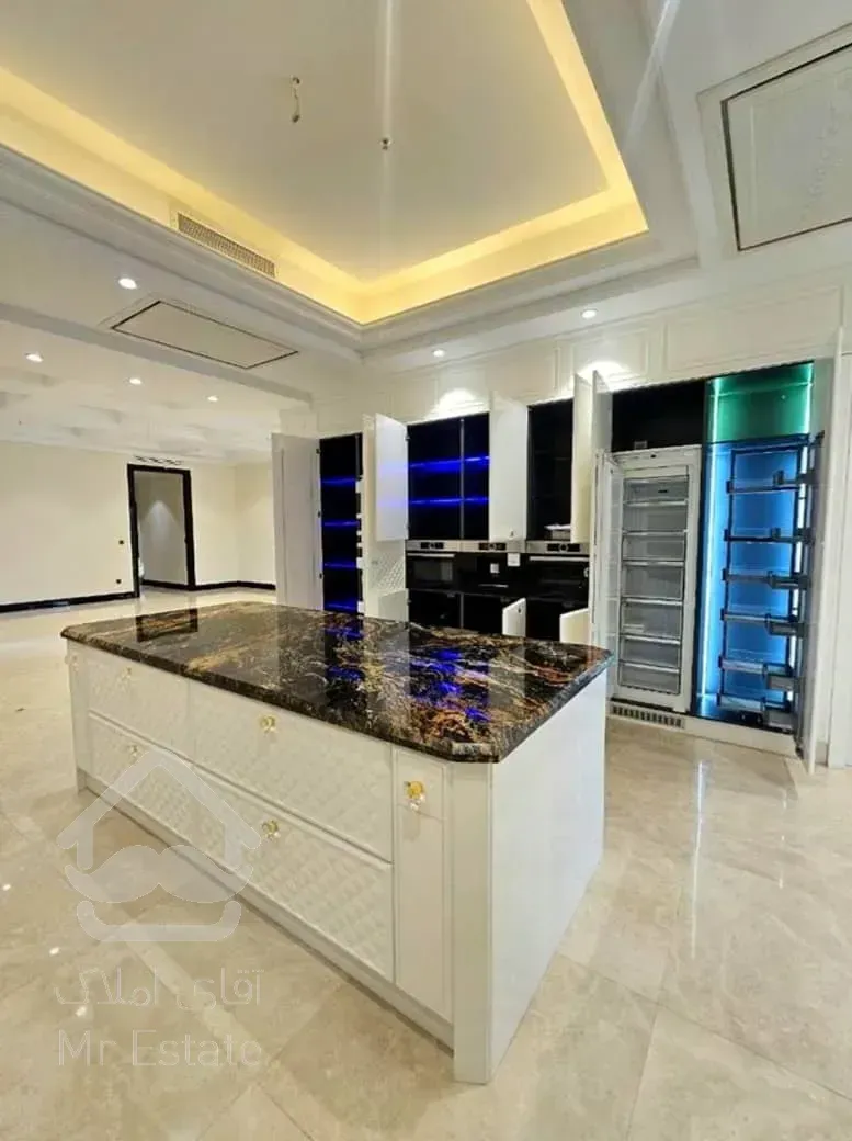 فروش اپارتمان 250 متری زعفرانیه