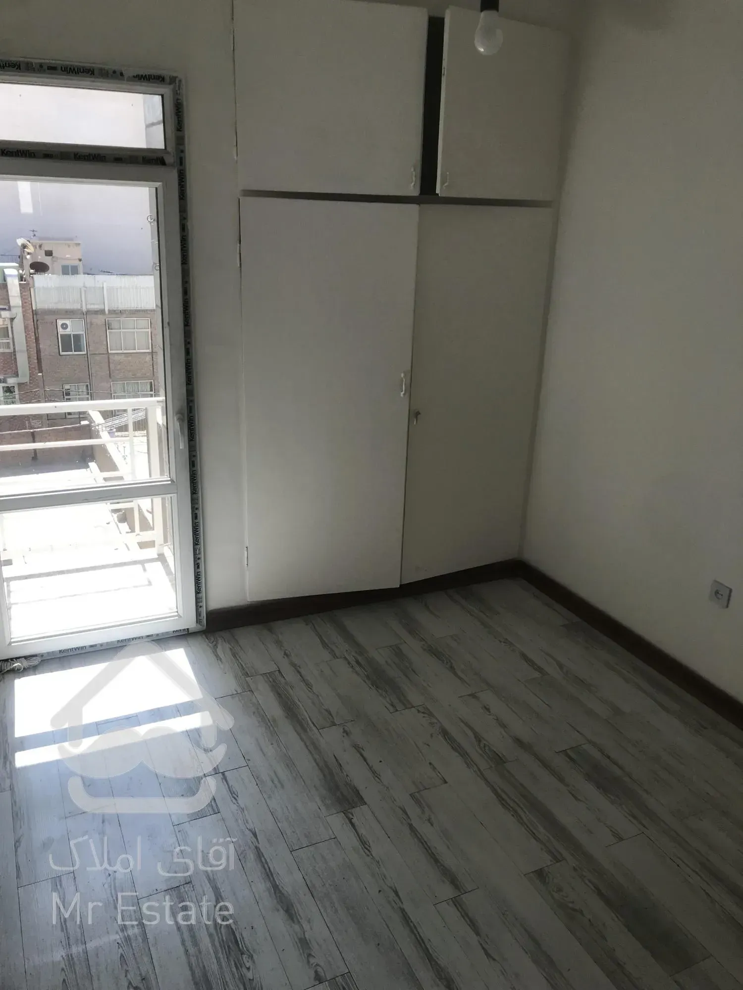 ۸۱ متر سوپرلوکس/فروشنده/شاندیز