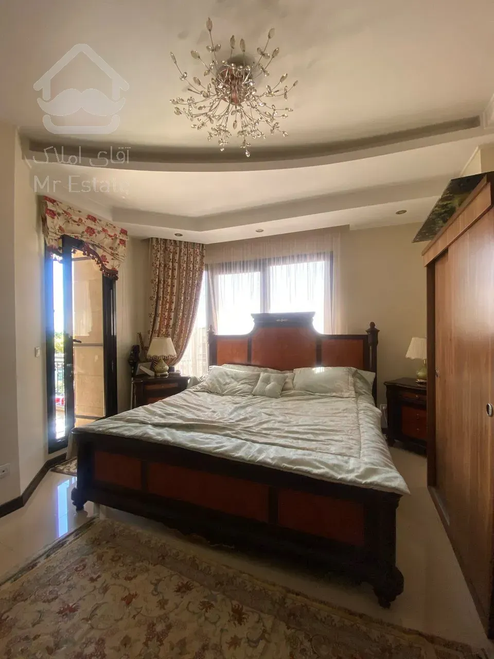 فروش آپارتمان ۱۲۷ متر آجودانیه فول مشاعات